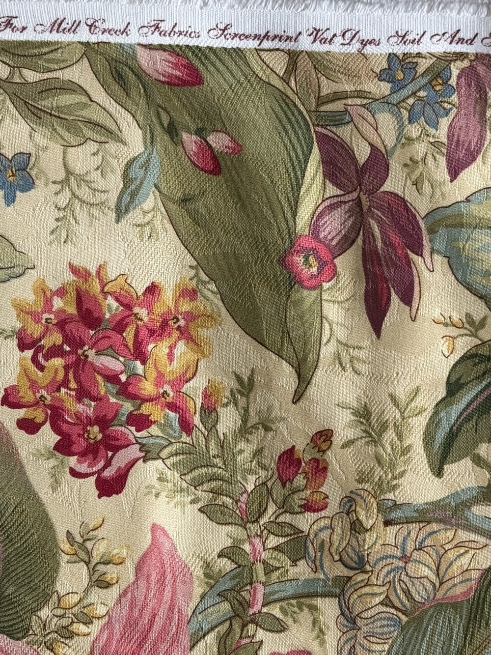 Raymond Waites Mill Creek Emmanuelle floral upholstery fabric 6 yds - Picture 6 of 10